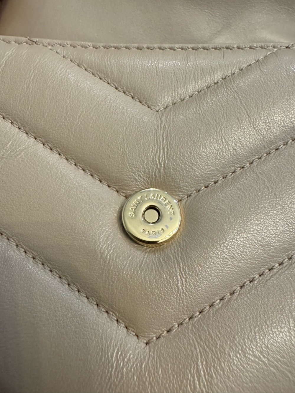YSL Saint Laurent Toy Loulou Bag - Picture 9 of 16